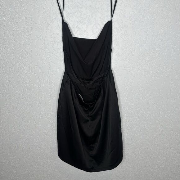 NWT superdown sienna strappy back mini dress Revolve Black Small - Picture 6 of 15